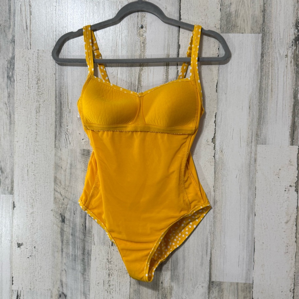 Yellow Polka Dot One-Piece Swimsuit with Sweetheart Neckline - Picture 5 of 9